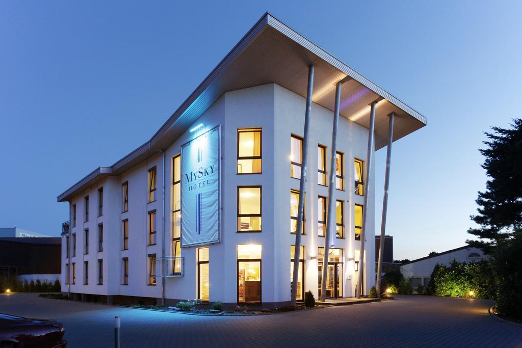 Mysky Hotel Пулхайм Екстериор снимка